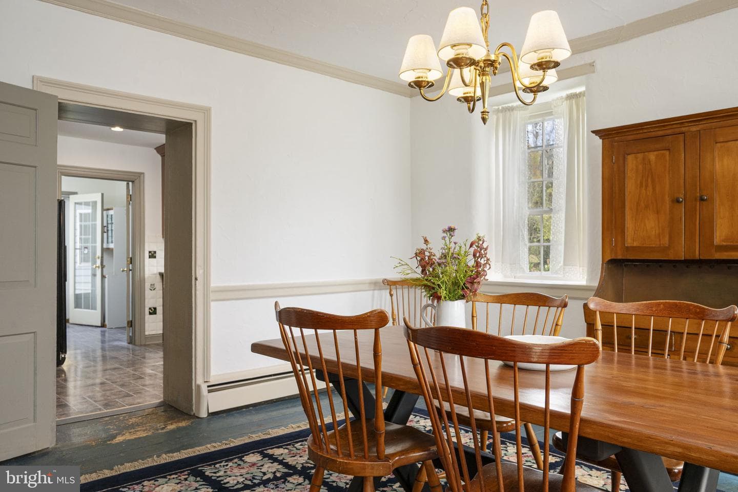 1041 Reading Avenue photo 20