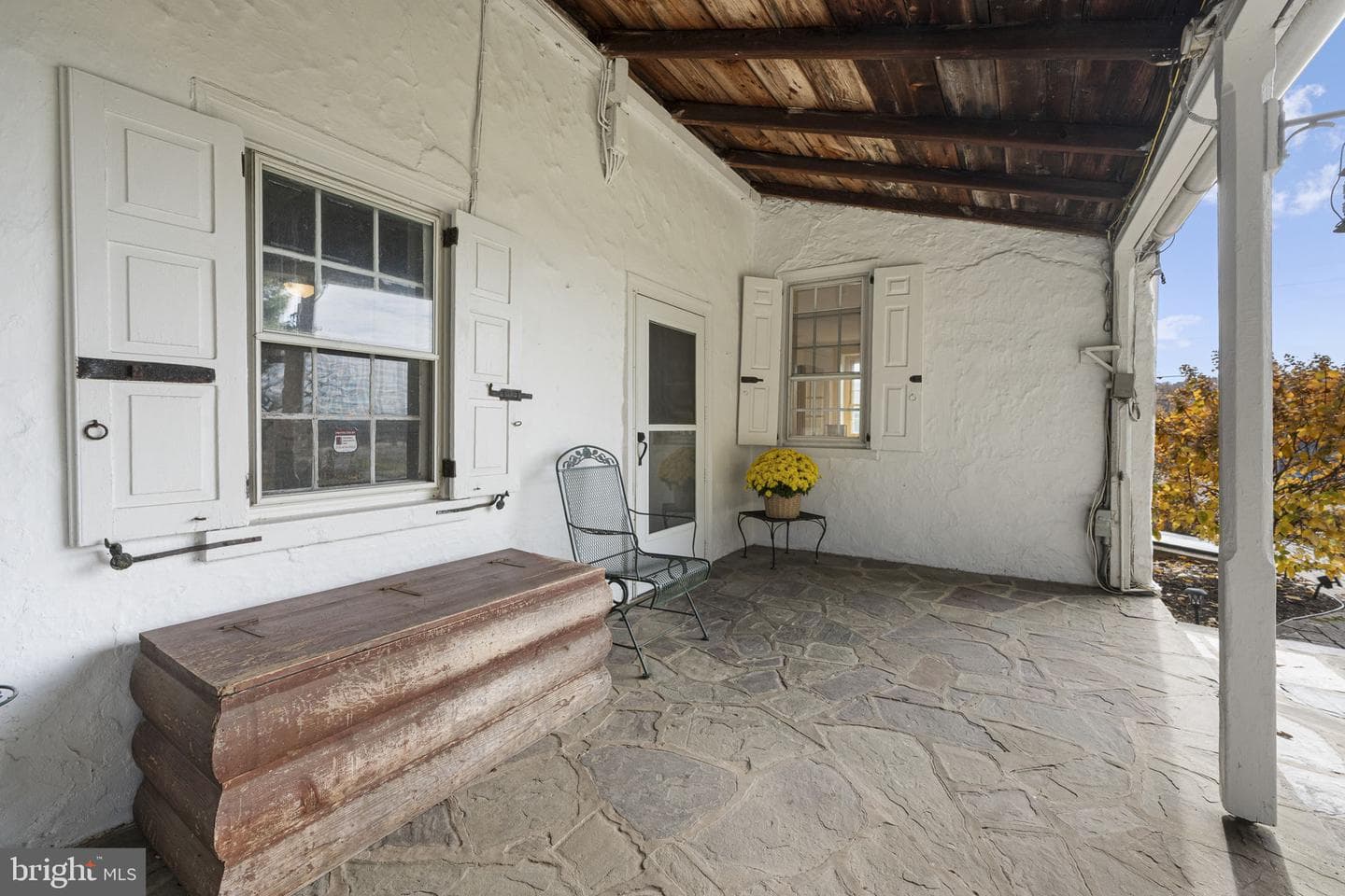 1041 Reading Avenue photo 23