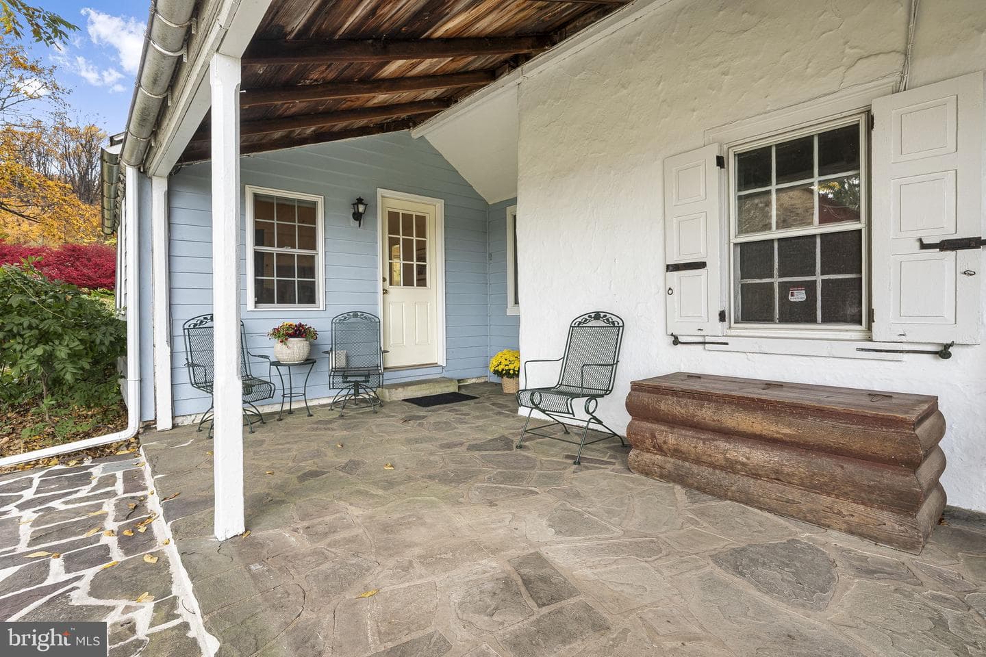 1041 Reading Avenue photo 38