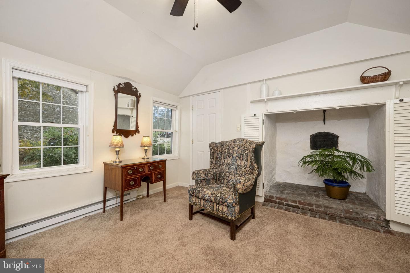 1041 Reading Avenue photo 41