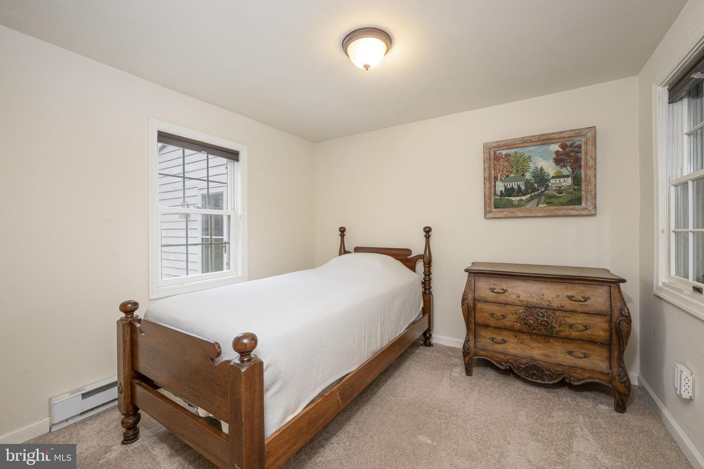 1041 Reading Avenue photo 45