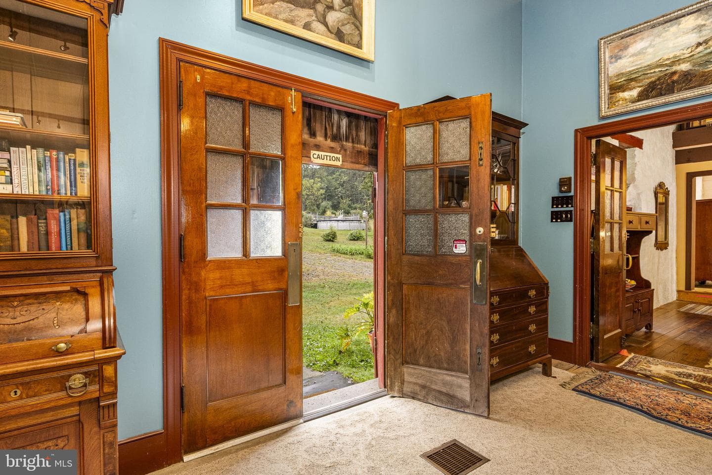 1041 Reading Avenue photo 82