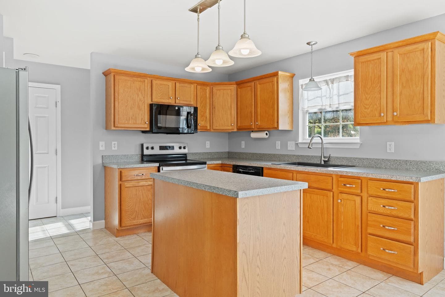 1014 Daisy Drive photo 18