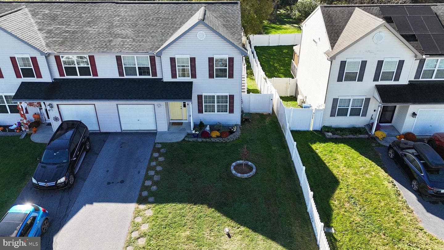 1014 Daisy Drive photo 3
