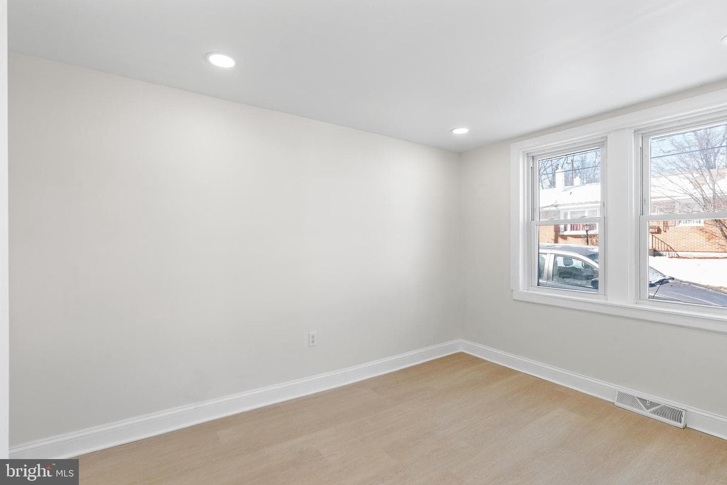 1812 Portland Avenue photo 13