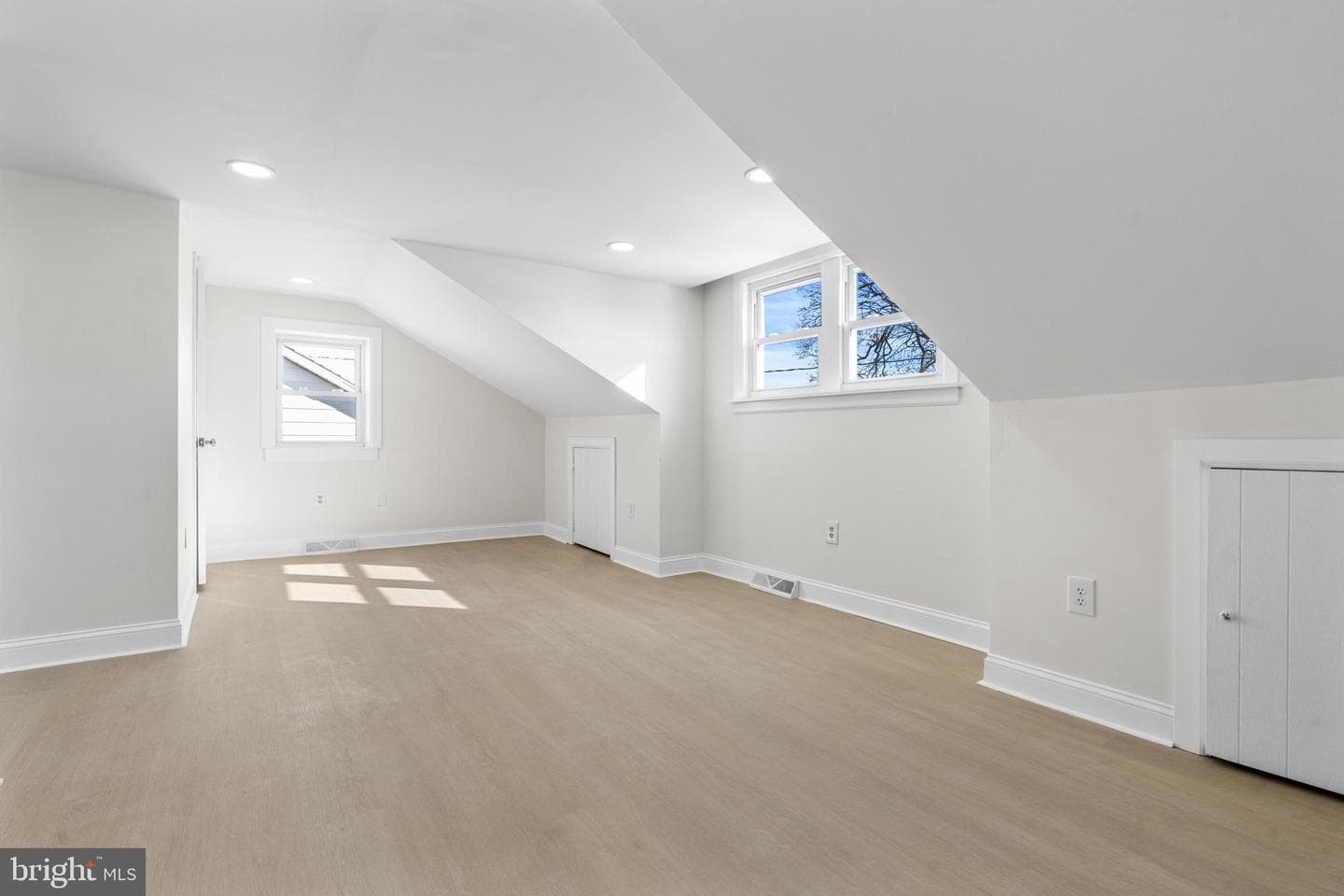 1812 Portland Avenue photo 23