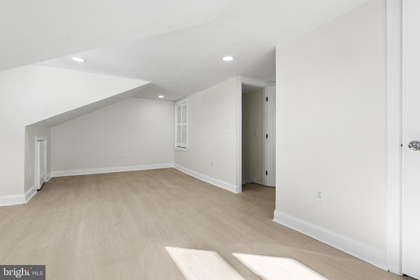 1812 Portland Avenue photo 26
