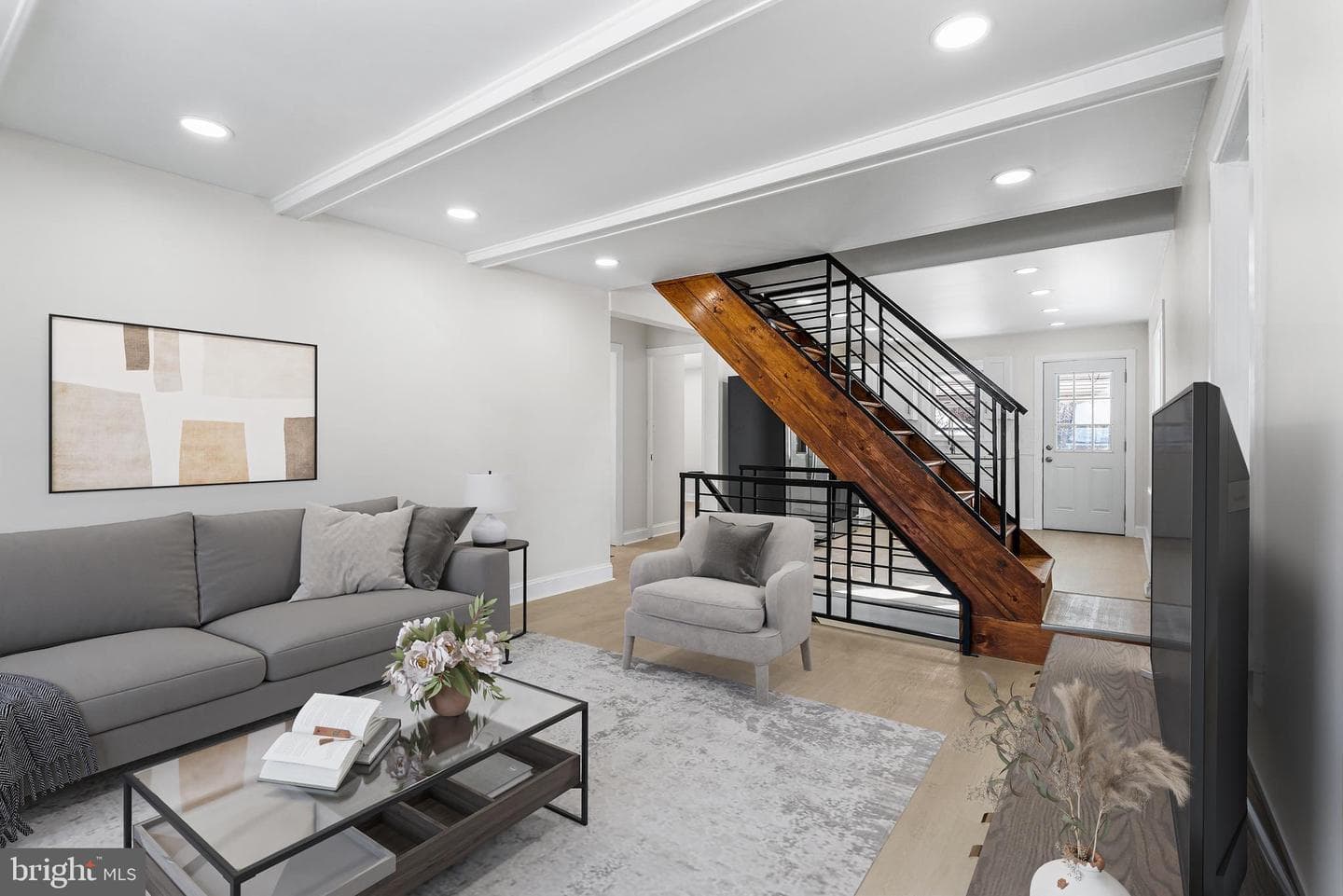 1812 Portland Avenue photo 3