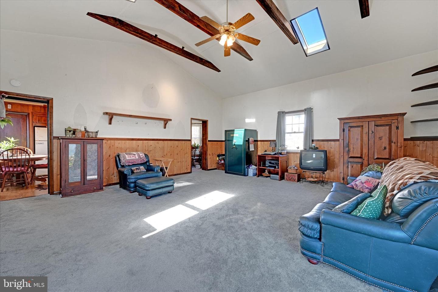 437 Jefferson Street photo 18