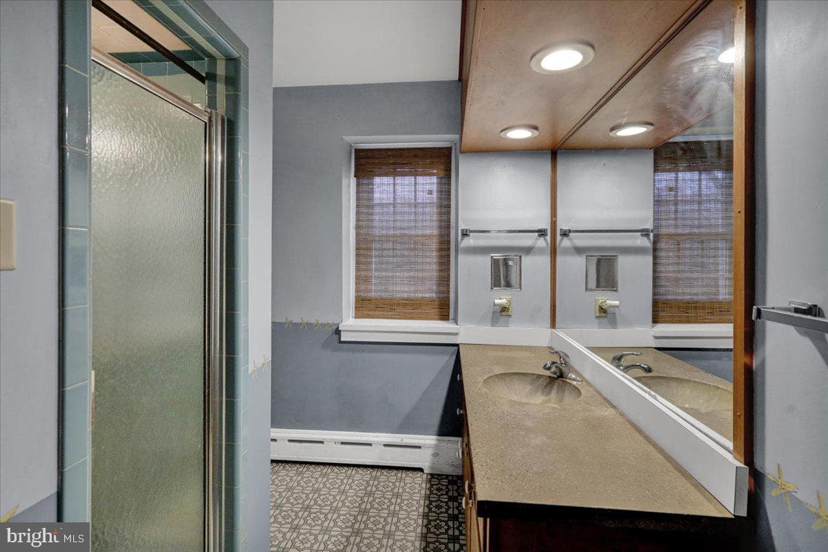 59 Henry Road photo 14