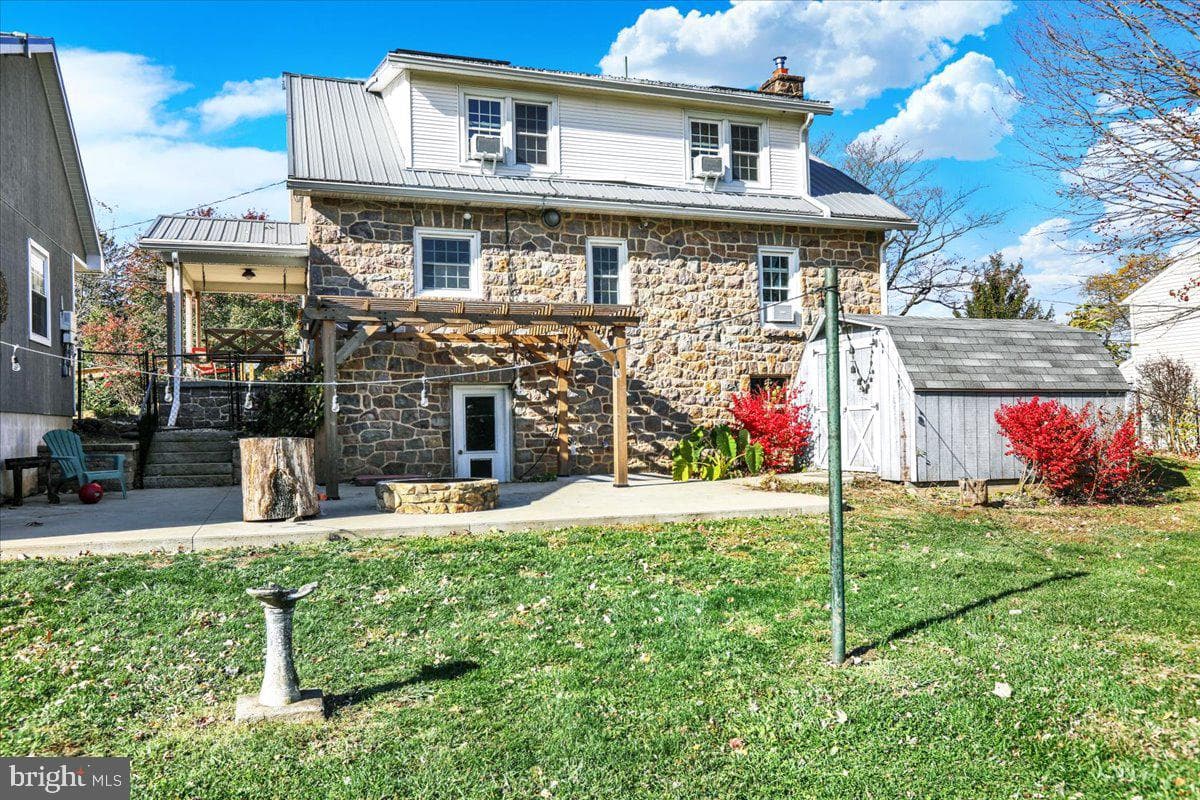 59 Henry Road photo 28