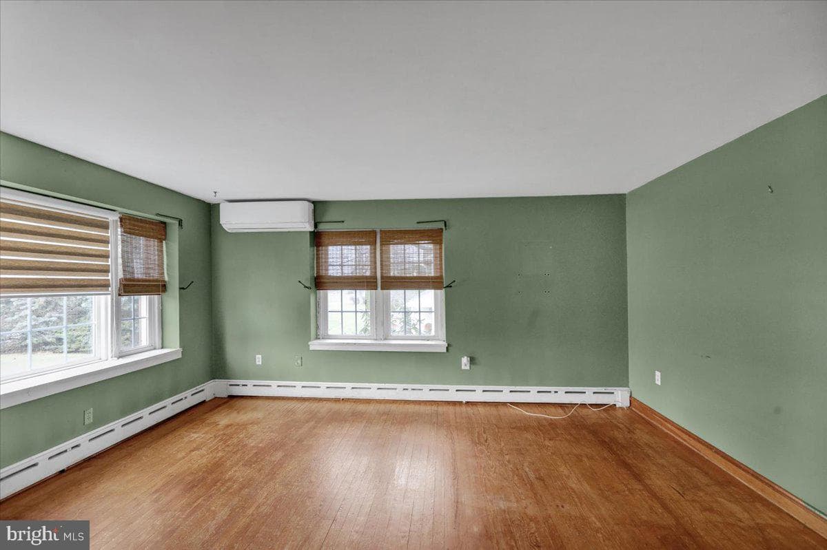 59 Henry Road photo 3