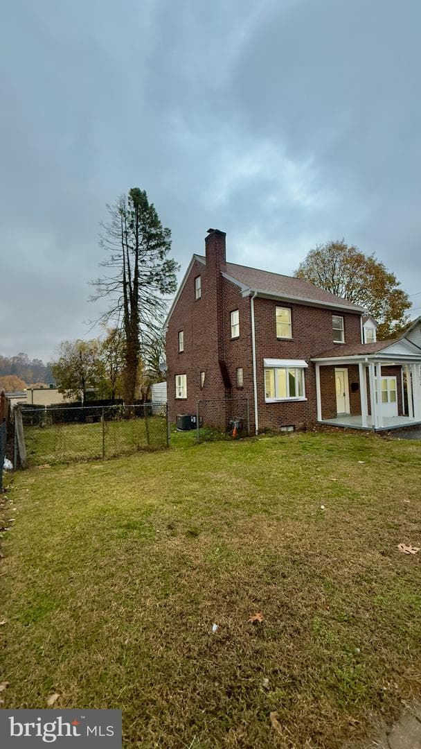 2319 Fairview Avenue photo 57