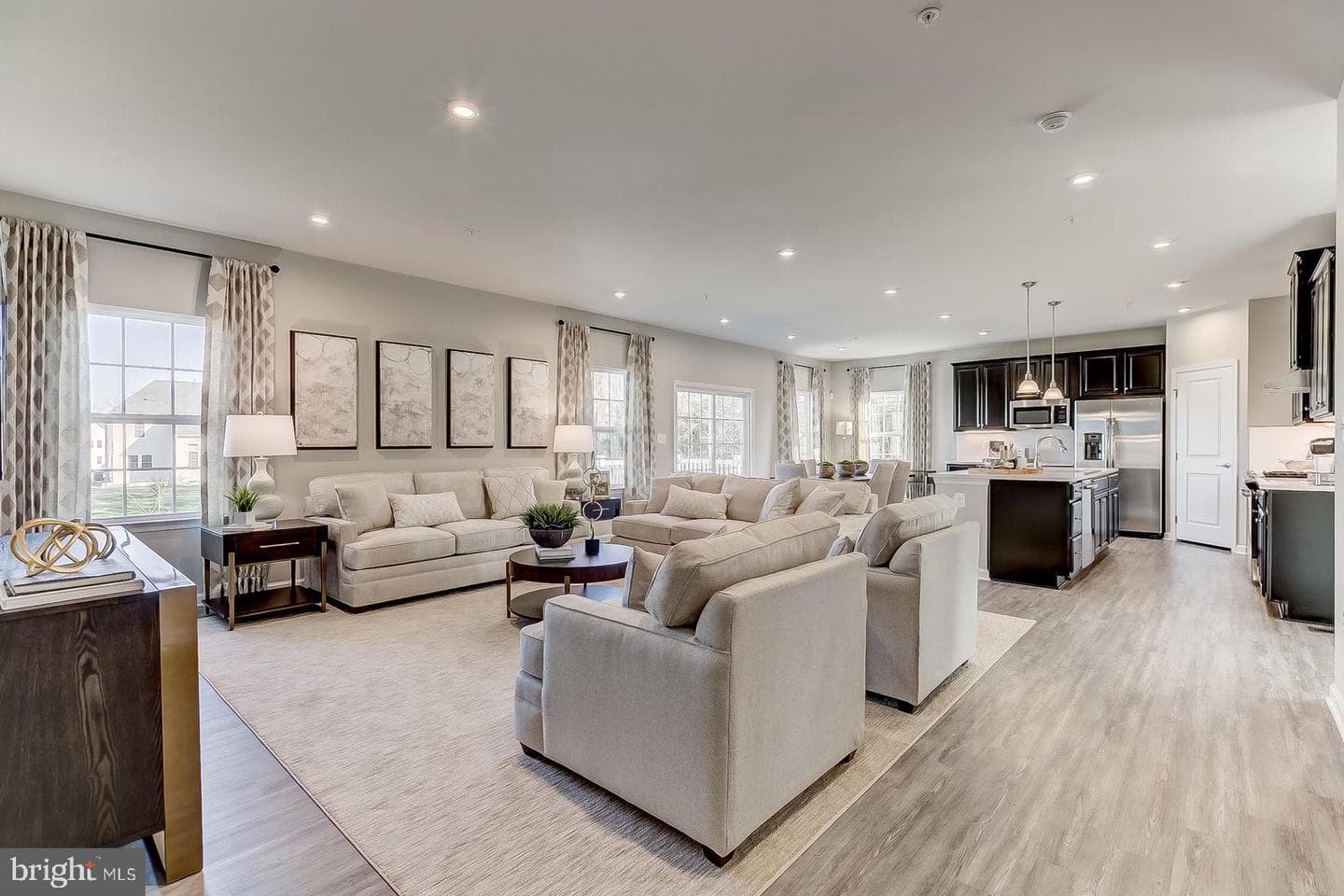 27 Bayard Dr photo 2