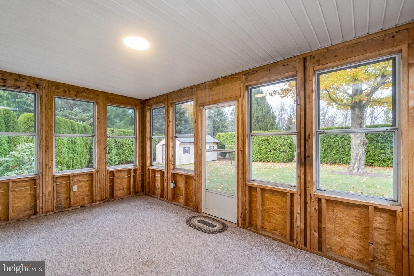 1053 Hilltop Road photo 18