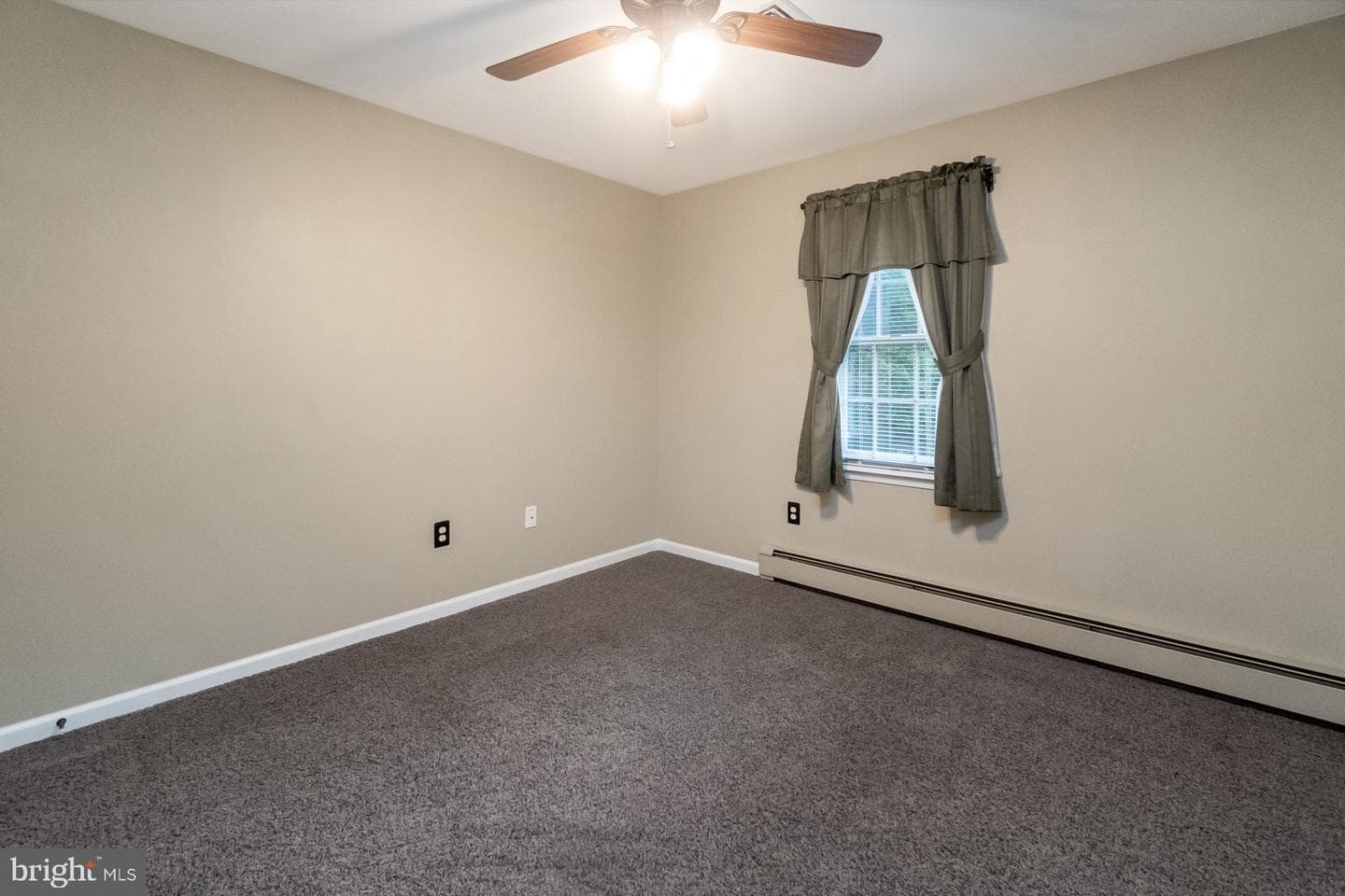 1053 Hilltop Road photo 25