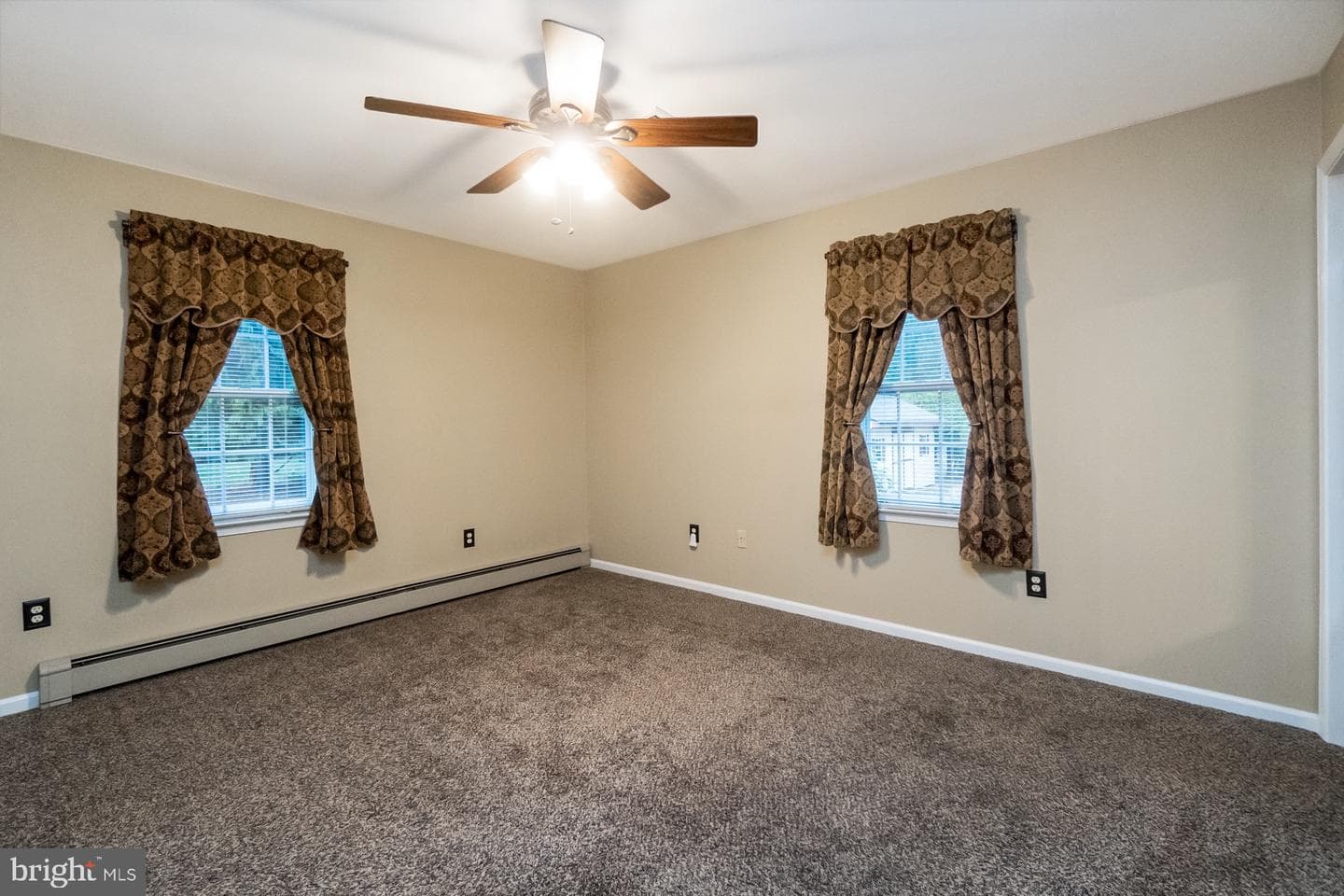 1053 Hilltop Road photo 27