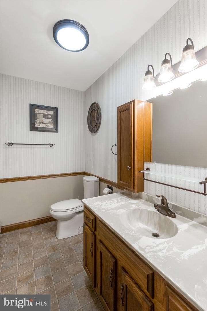 1053 Hilltop Road photo 30