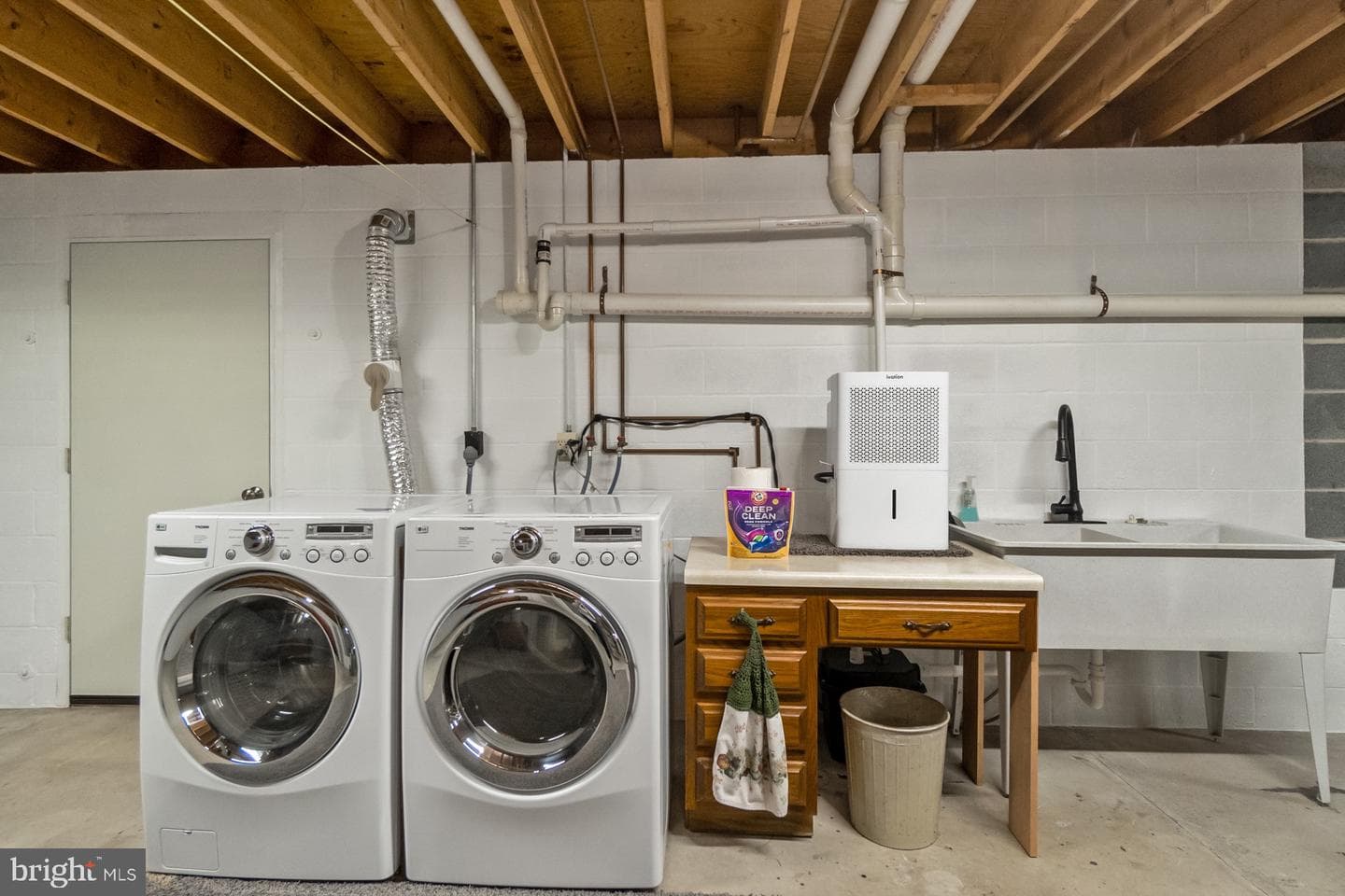 1053 Hilltop Road photo 31