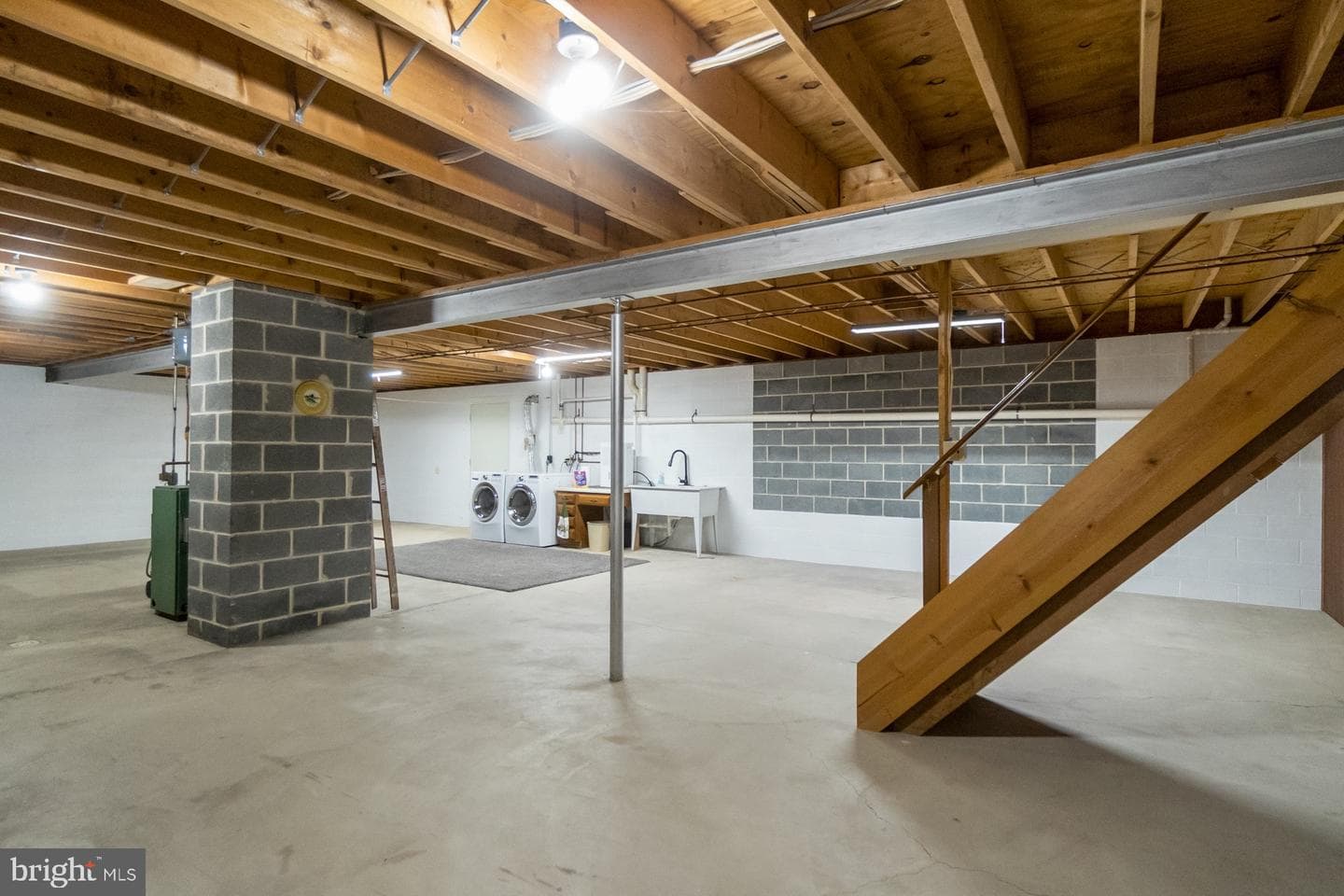 1053 Hilltop Road photo 35