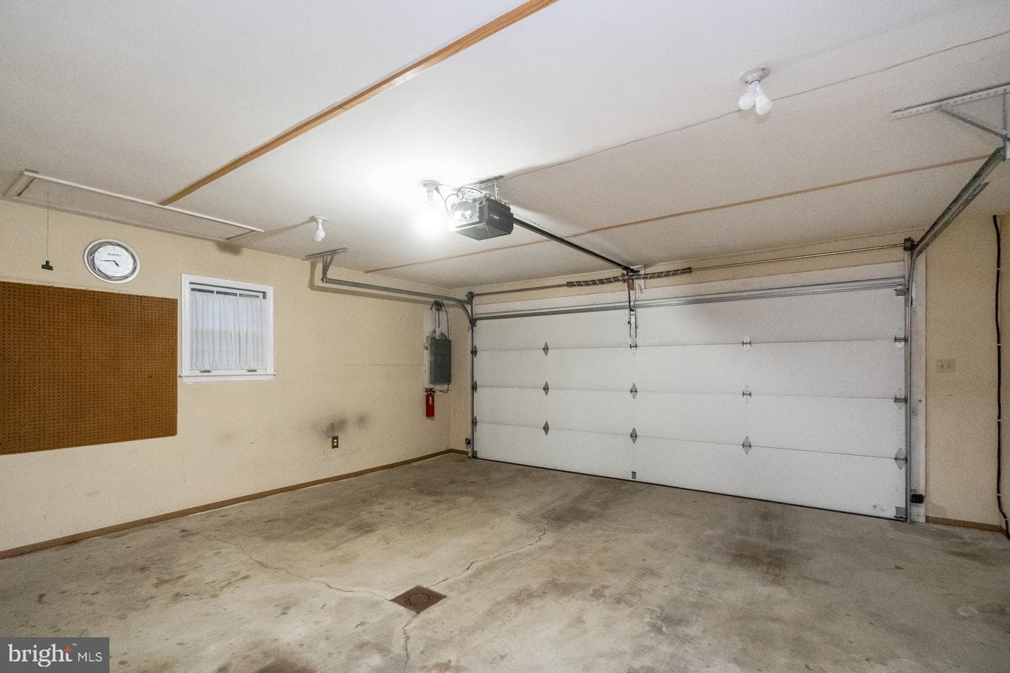 1053 Hilltop Road photo 44