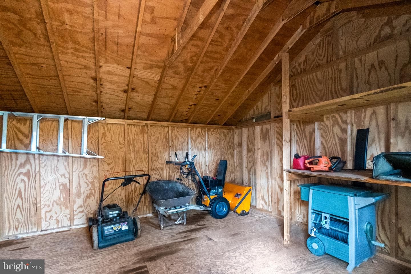 1053 Hilltop Road photo 46