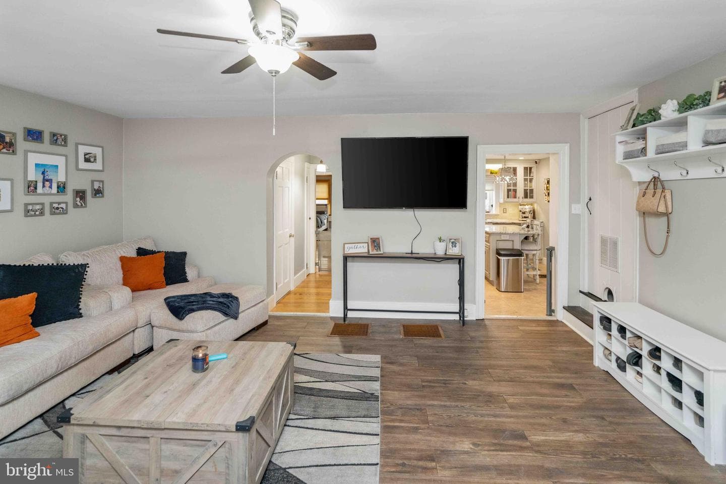 100 Pineland Road photo 13