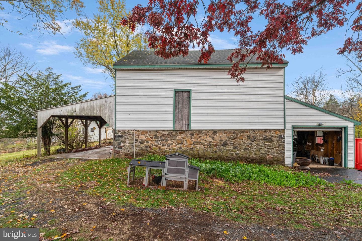 100 Pineland Road photo 20