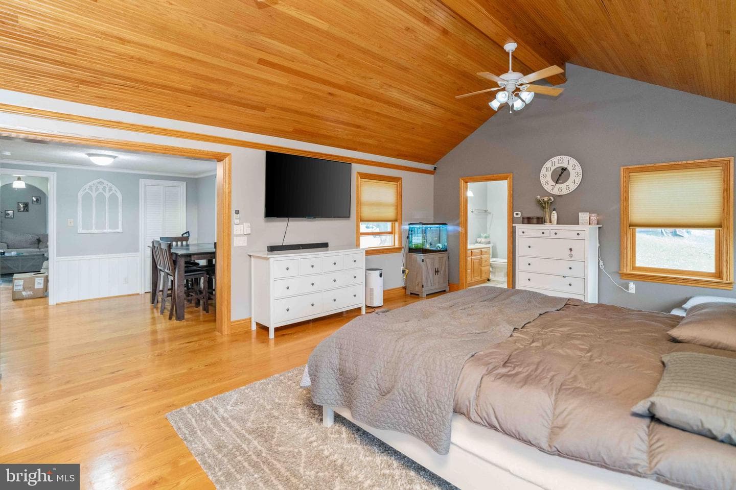 100 Pineland Road photo 36