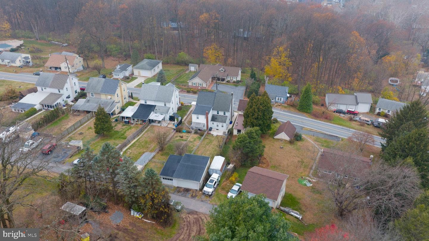 836 Scenic Drive photo 7