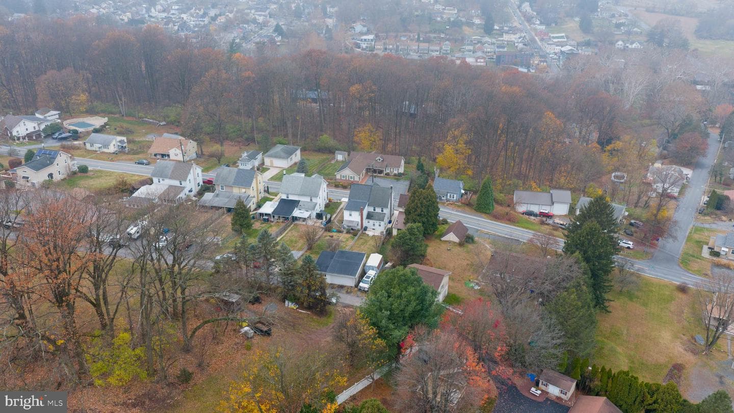 836 Scenic Drive photo 8