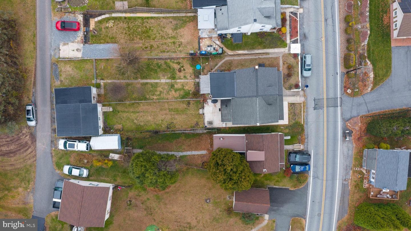 836 Scenic Drive photo 9
