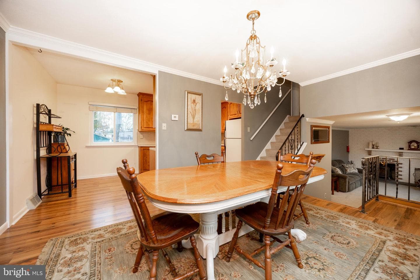 102 Russell Avenue photo 10