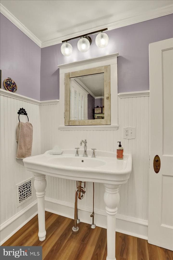 1536 Dauphin Avenue photo 27