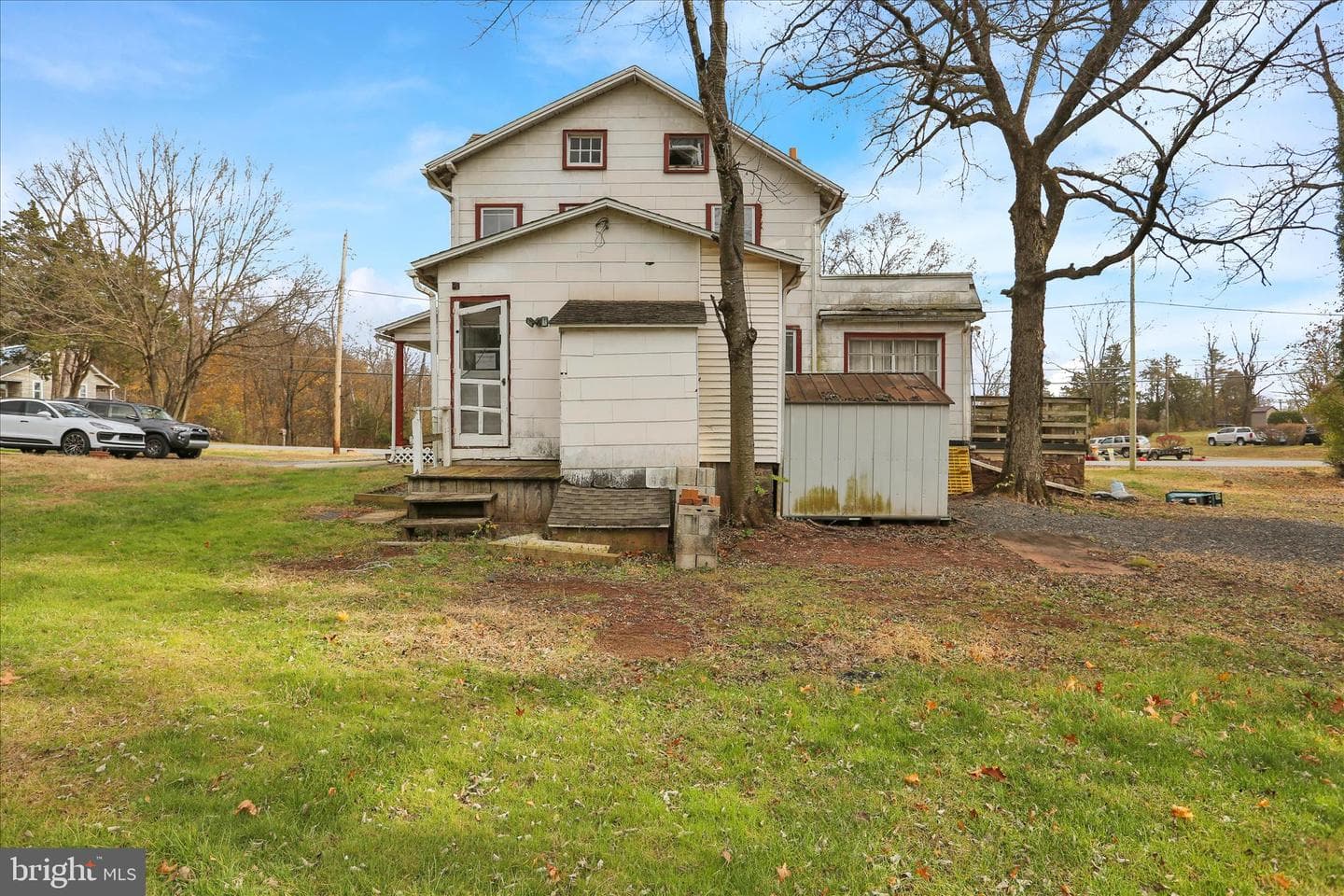 320 S Baumstown Road photo 35