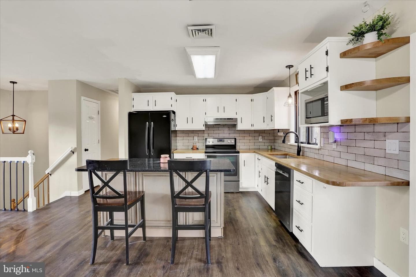 116 Sonday Drive photo 6