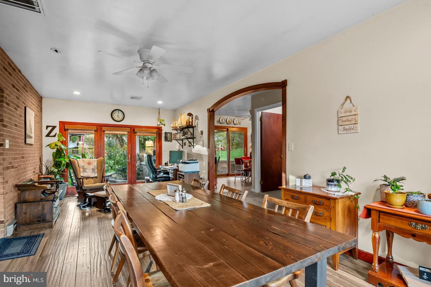 10 Daisy Lane photo 10