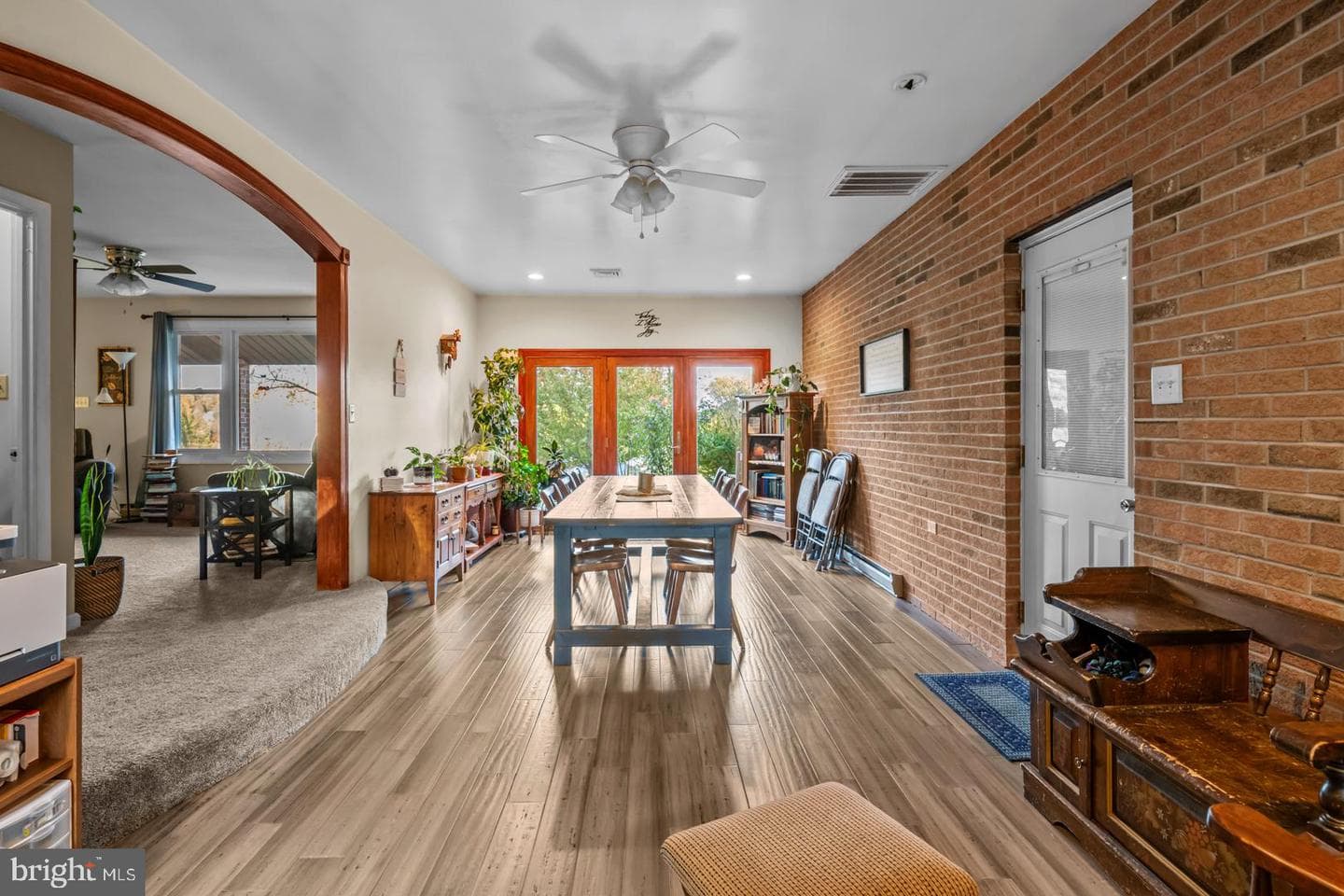 10 Daisy Lane photo 9