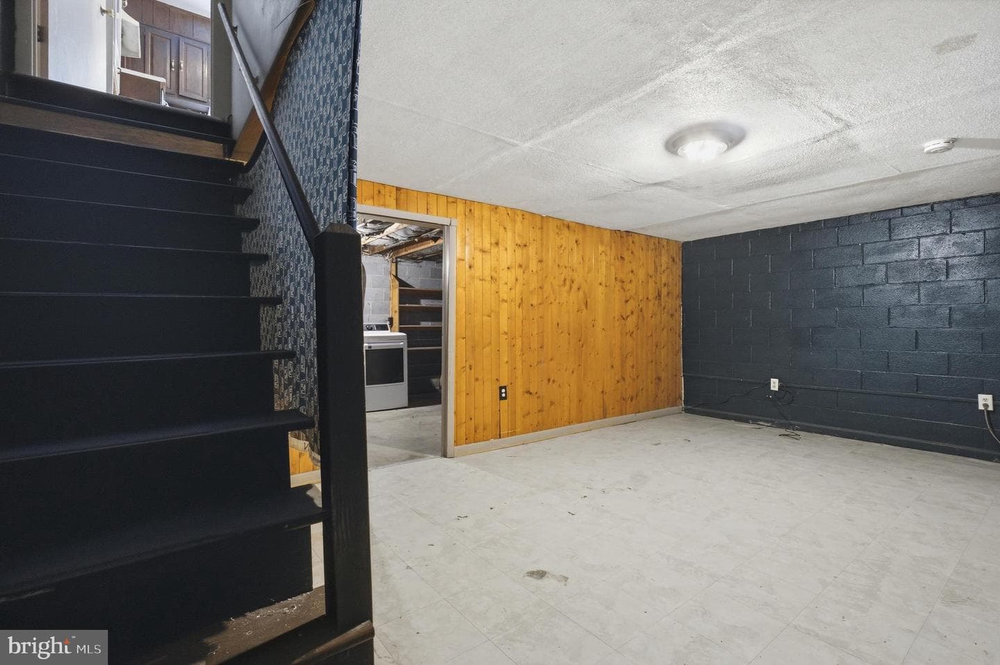 144 W Gaul Street photo 19