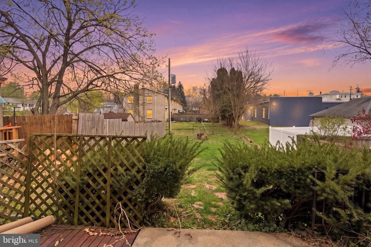 144 W Gaul Street photo 20