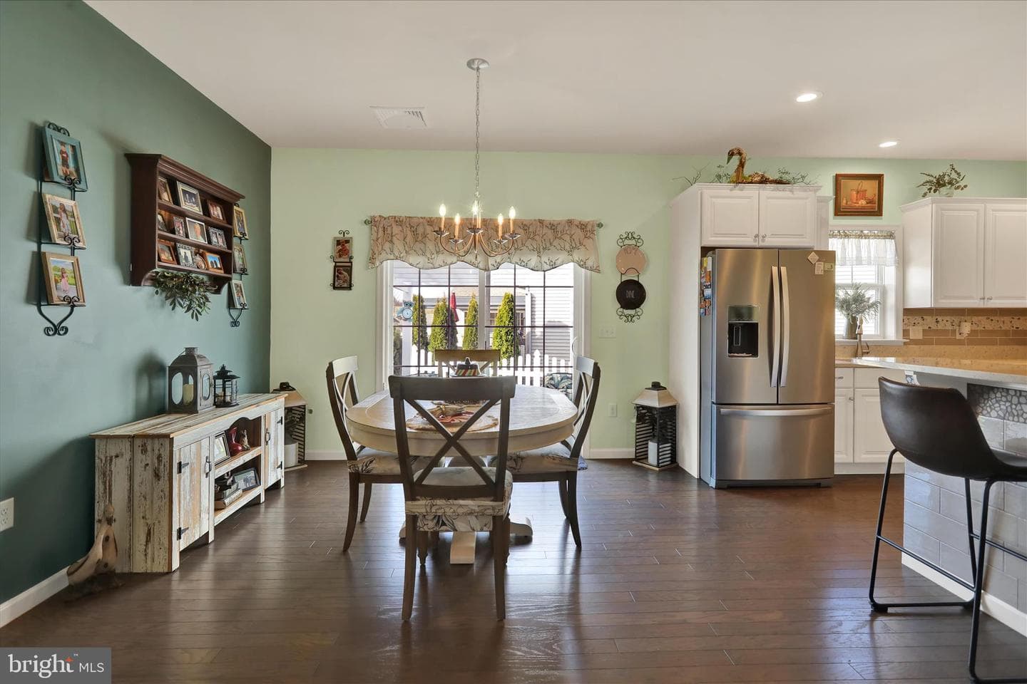 4 Rosebush Court photo 13