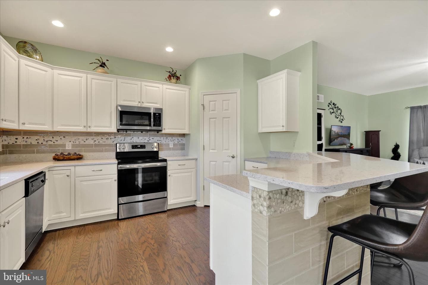 4 Rosebush Court photo 14
