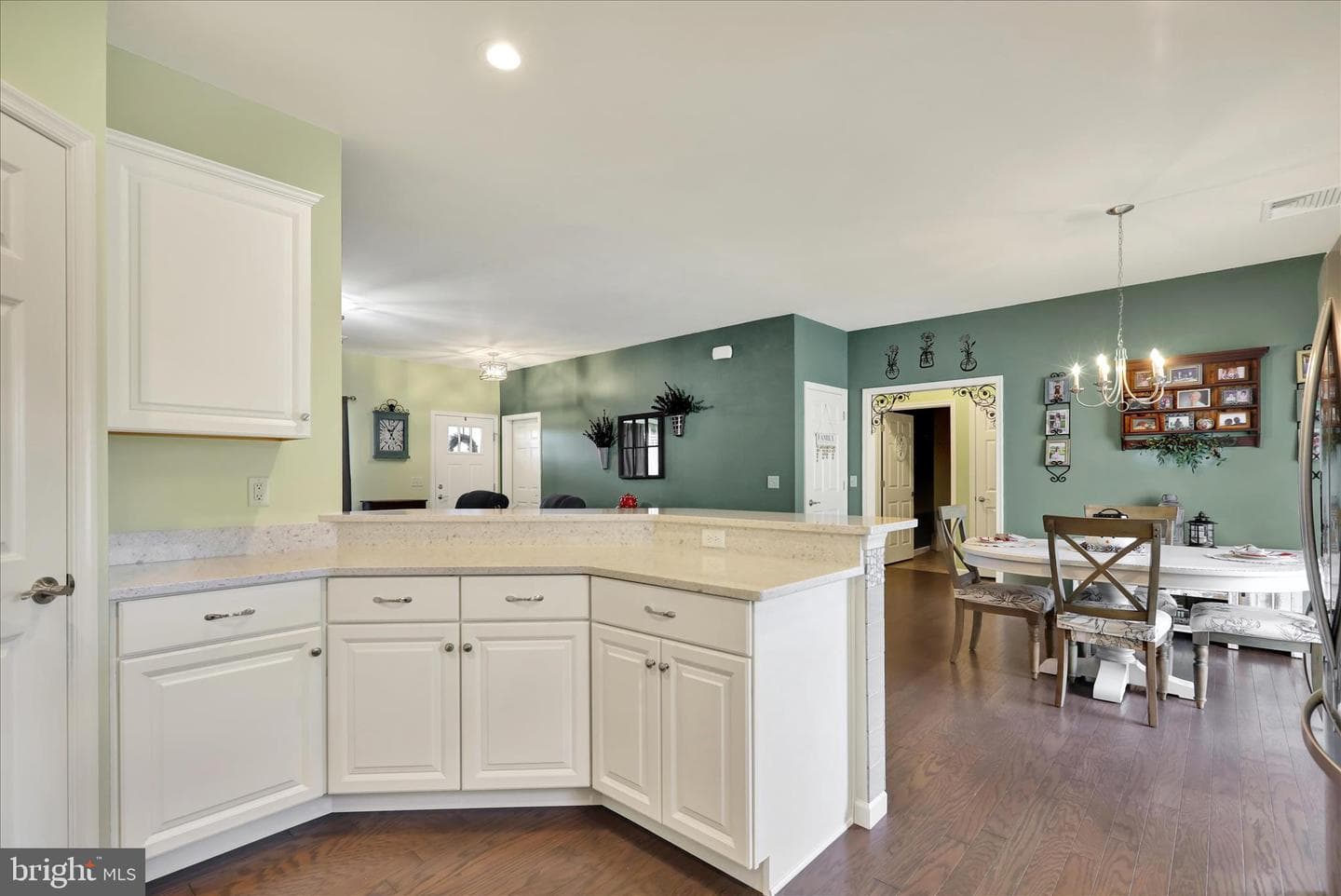 4 Rosebush Court photo 16