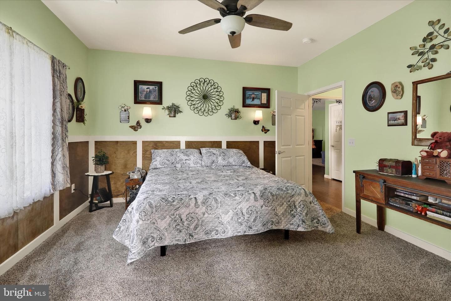 4 Rosebush Court photo 32