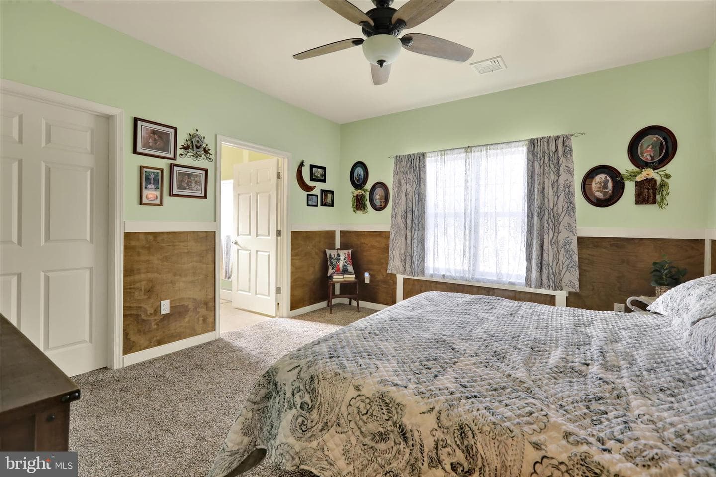 4 Rosebush Court photo 33