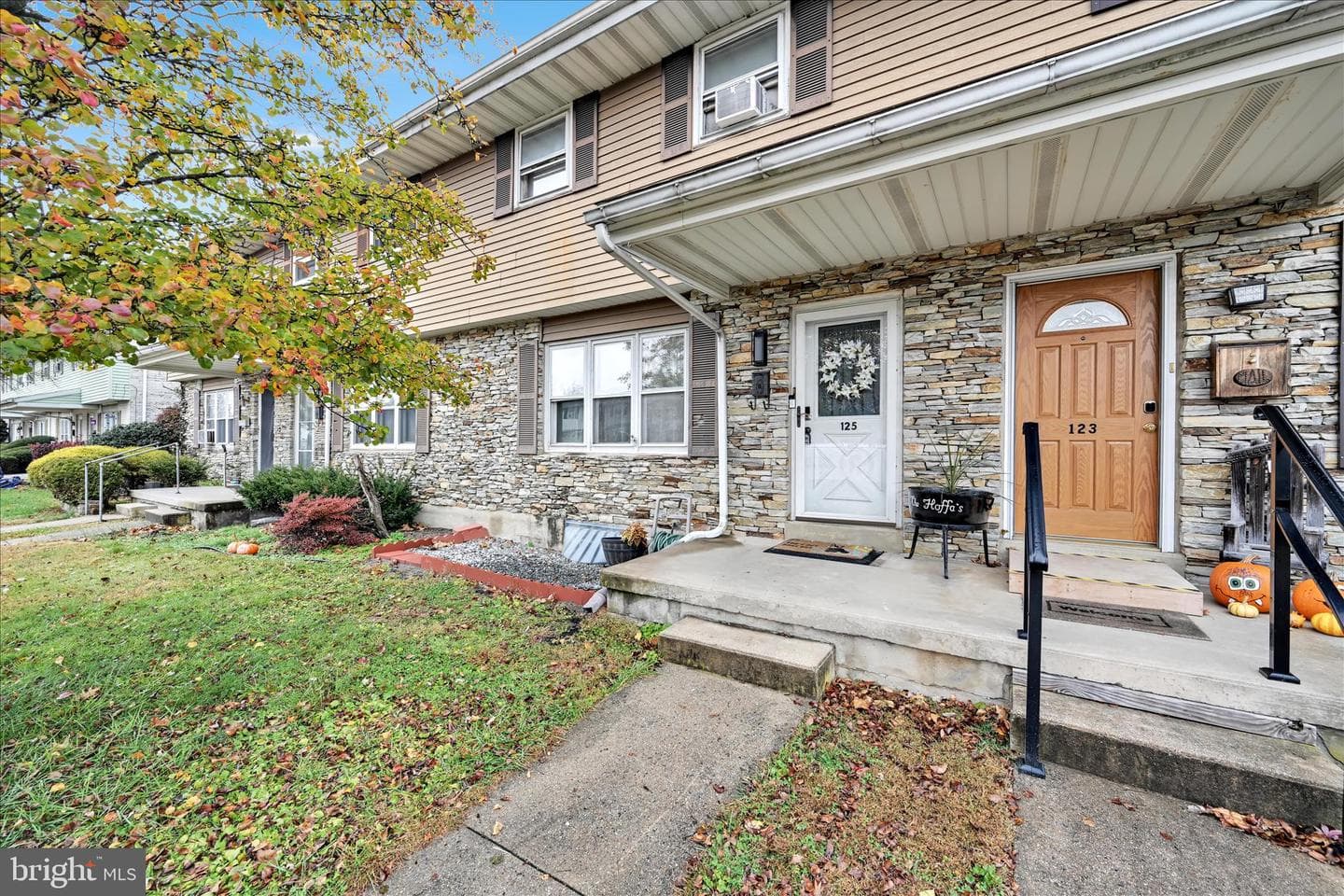 125 W Gaul Street photo 2