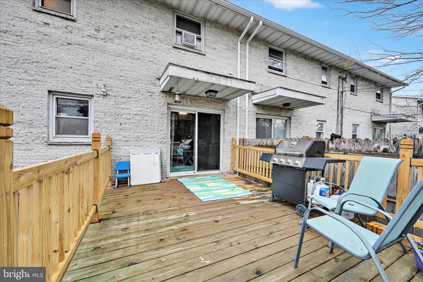 125 W Gaul Street photo 23