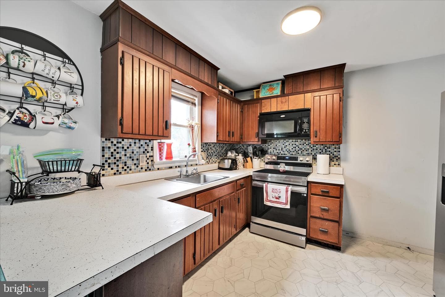 125 W Gaul Street photo 7