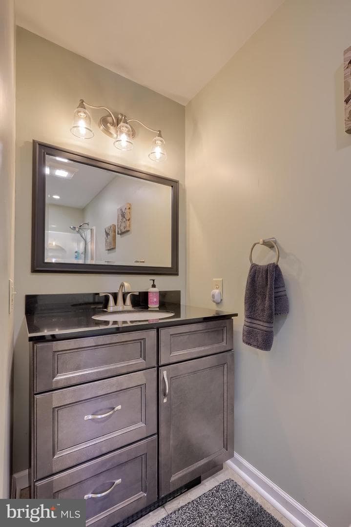 207 Hazel Street photo 23