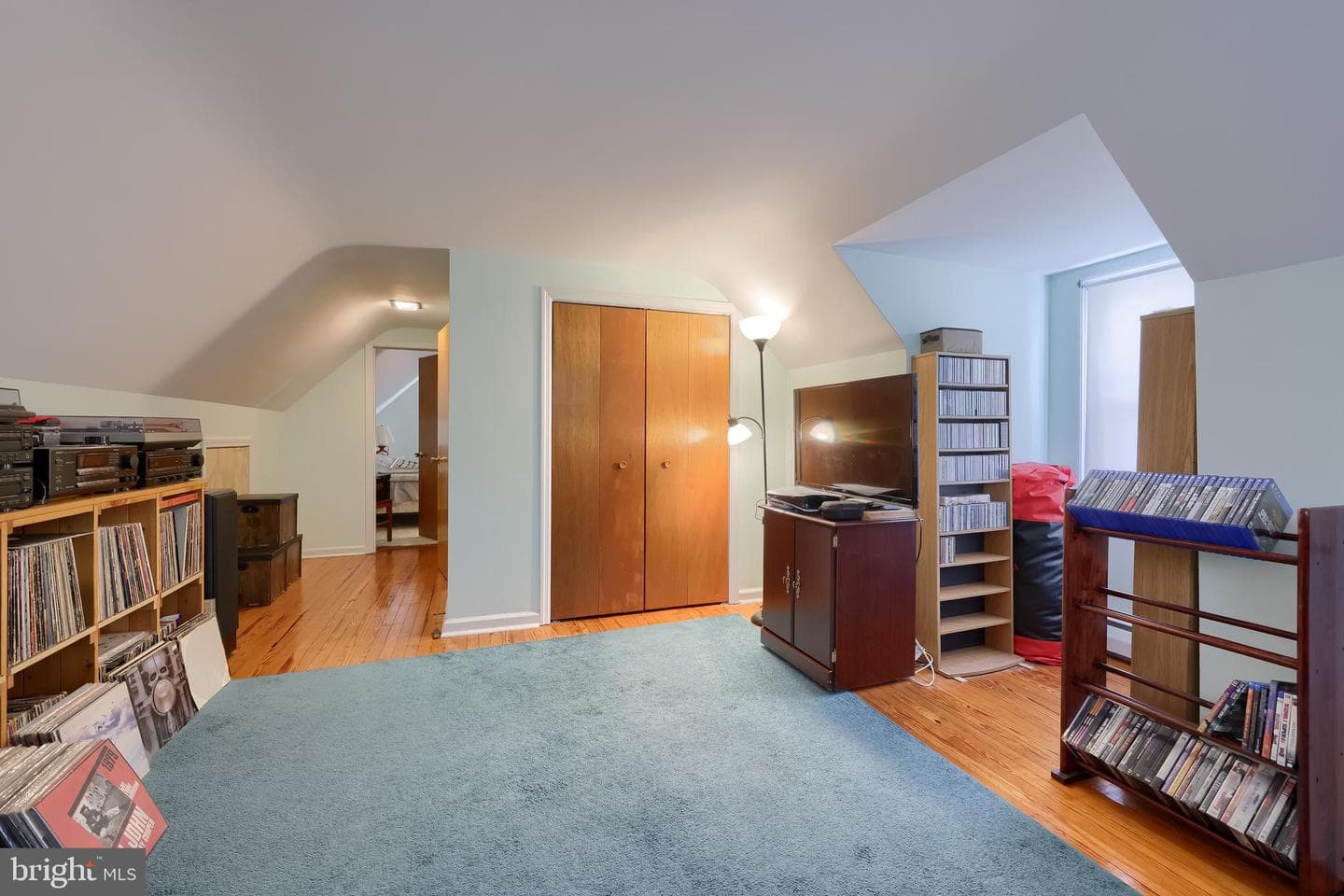 207 Hazel Street photo 28